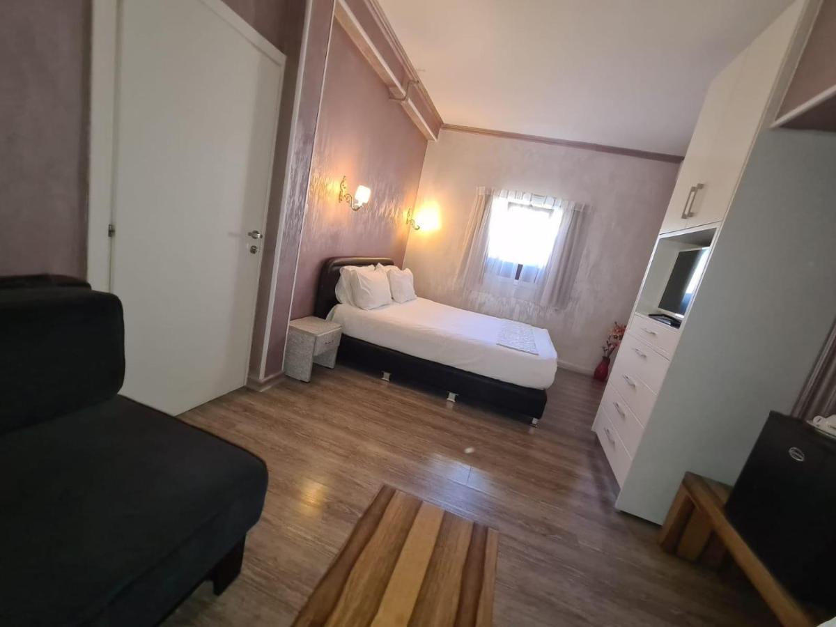 Hotel Alma - Near The Sea Netanja Zewnętrze zdjęcie