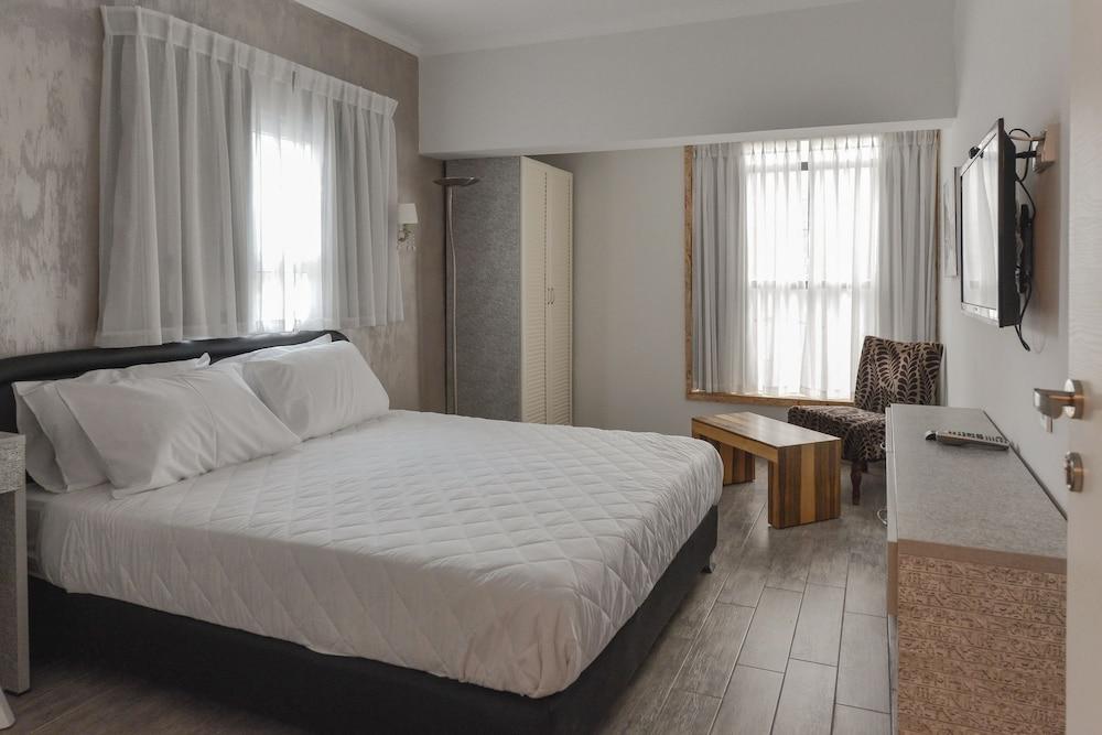 Hotel Alma - Near The Sea Netanja Zewnętrze zdjęcie