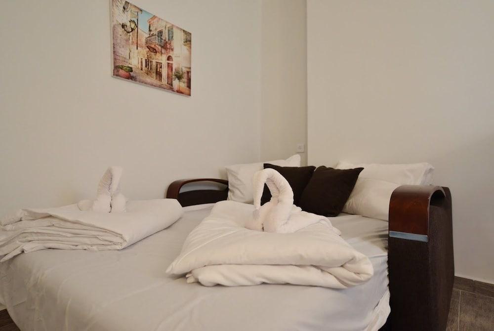 Hotel Alma - Near The Sea Netanja Zewnętrze zdjęcie