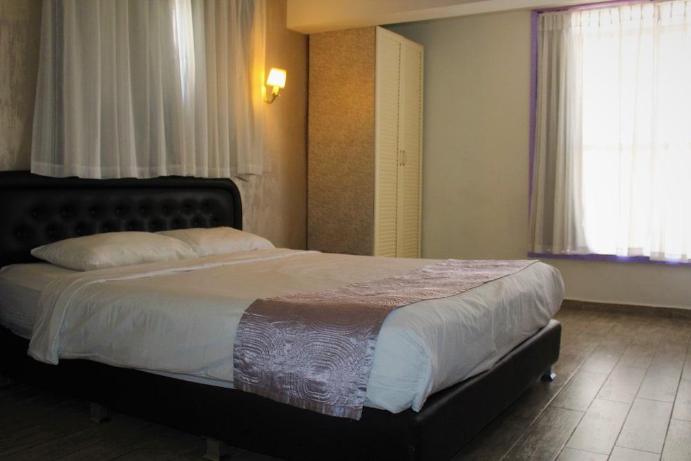 Hotel Alma - Near The Sea Netanja Zewnętrze zdjęcie